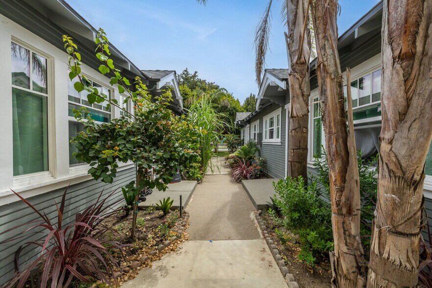 More Photos Of 618 S Van Ness Ave, Santa Ana Apartments For Sale