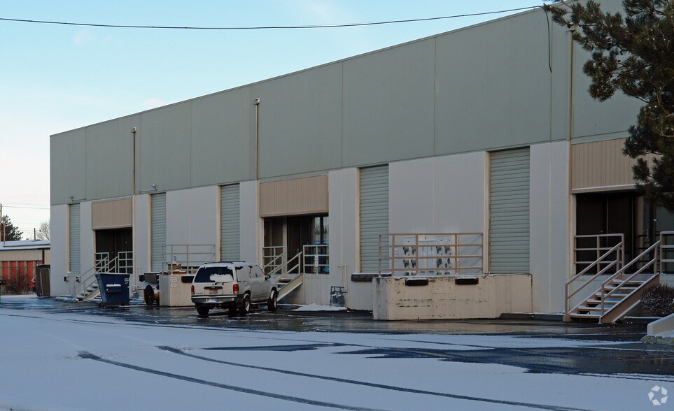 More Photos Of 361-443 Steelhead Way, Boise Warehouse For Lease
