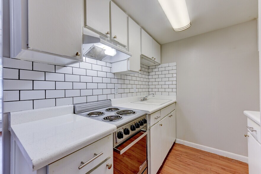 More Photos Of 3501-3503 Speedway, Austin Apartments For Sale