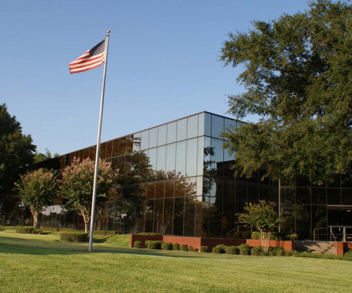 More Photos Of 16770 Imperial Valley Dr, Houston Coworking Space