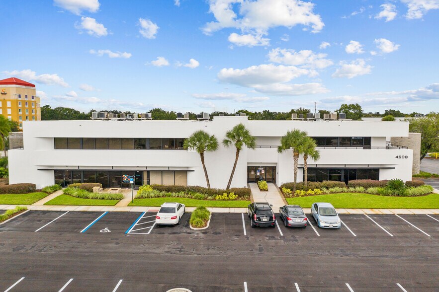 More Photos Of 4524 Oak Fair Blvd, Tampa Unknown For Lease
