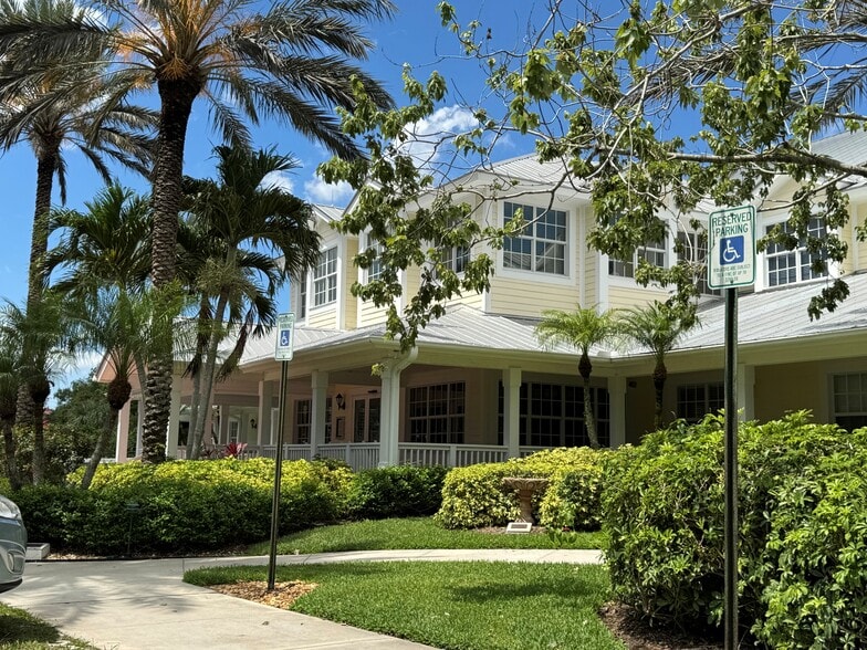 More Photos Of 1201 SE Indian St, Stuart Office For Lease