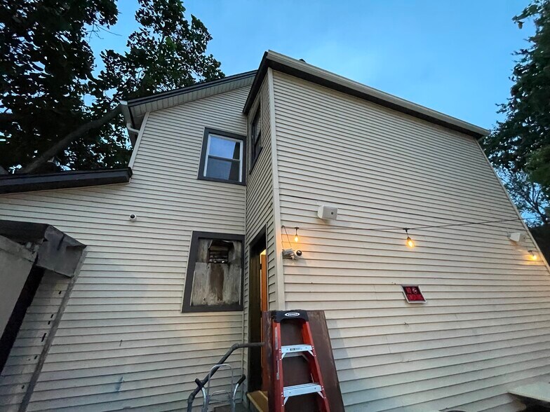 More Photos Of 33 W Central Ave, Pearl River General Retail For Sale