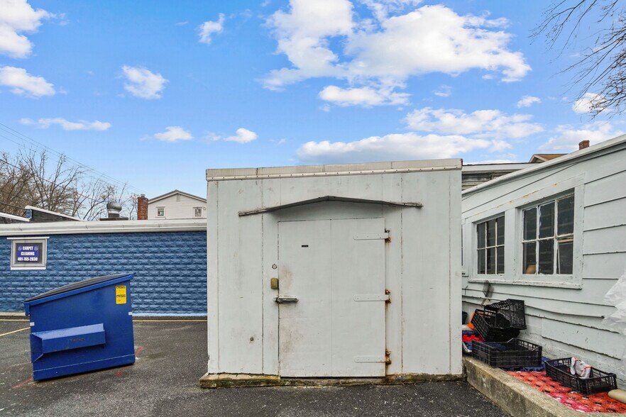 More Photos Of 415-423 Arnold St, Woonsocket Storefront For Sale