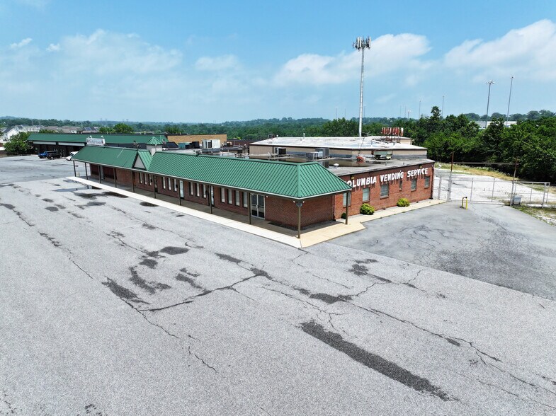 More Photos Of 6412-6418 Frankford Ave, Baltimore Warehouse For Lease