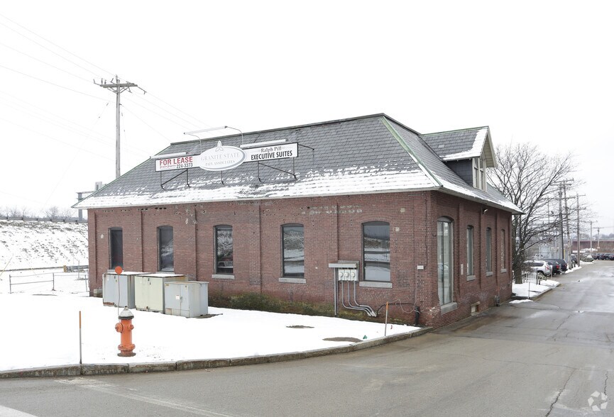 More Photos Of 24 Bridge St, Concord Office For Lease