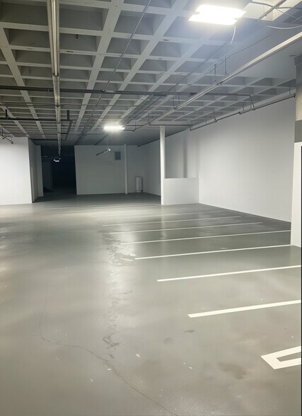 More Photos Of 1356 N Santiago St, Santa Ana Industrial For Sale