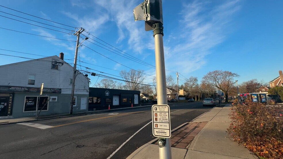 More Photos Of 234 Medford Ave, Patchogue Service Station For Sale