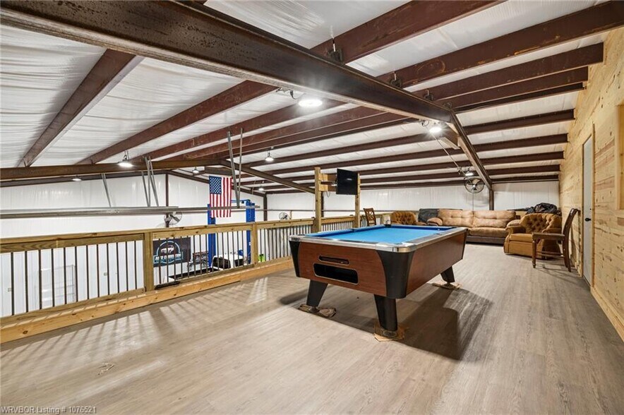 More Photos Of 209 S Broadway St, Stigler Flex For Sale