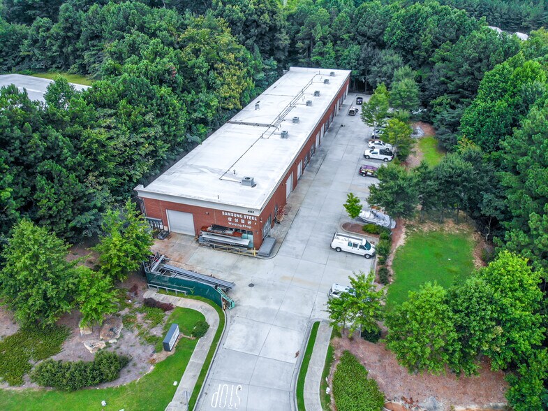 More Photos Of 4995 Buford Hwy, Peachtree Corners Light Distribution For Lease