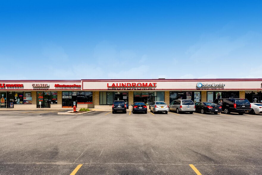 More Photos Of 606-660 E Golf Rd, Arlington Heights Unknown For Lease