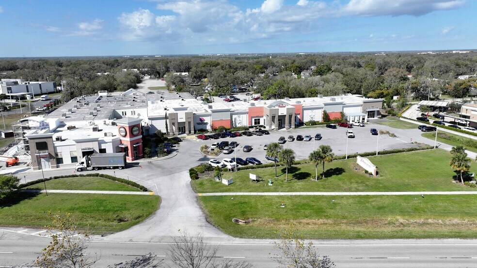 Primary Photo Of 4715 S Florida Ave, Lakeland Storefront Retail Office For Lease