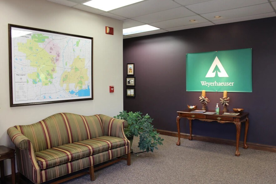 More Photos Of 100-200 Spring Lake Cv, Pearl Medical For Lease