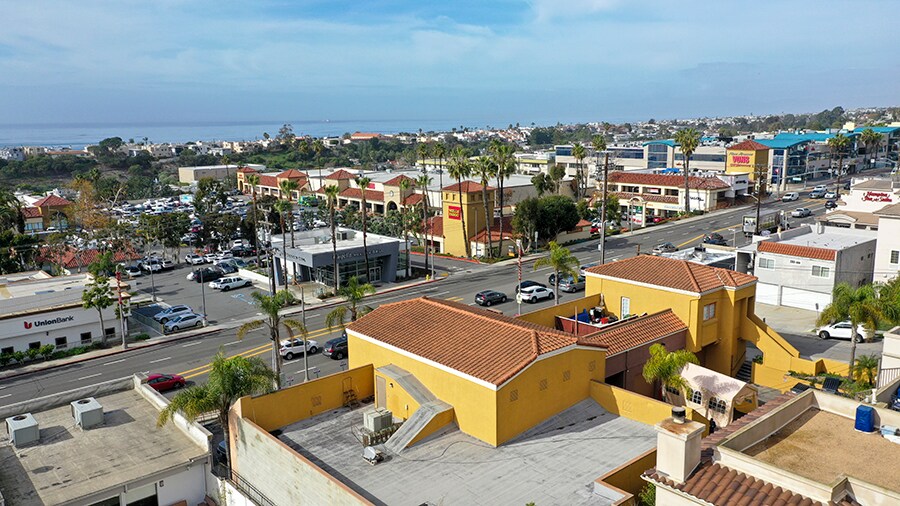More Photos Of 1414 Pacific Coast Hwy, Hermosa Beach Auto Repair For Sale
