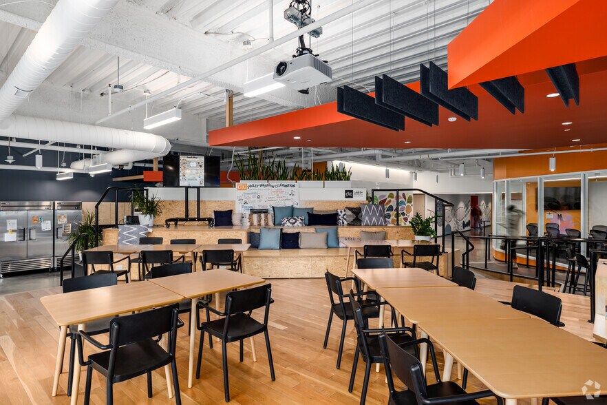 More Photos Of 3675 Market St, Philadelphia Office For Lease