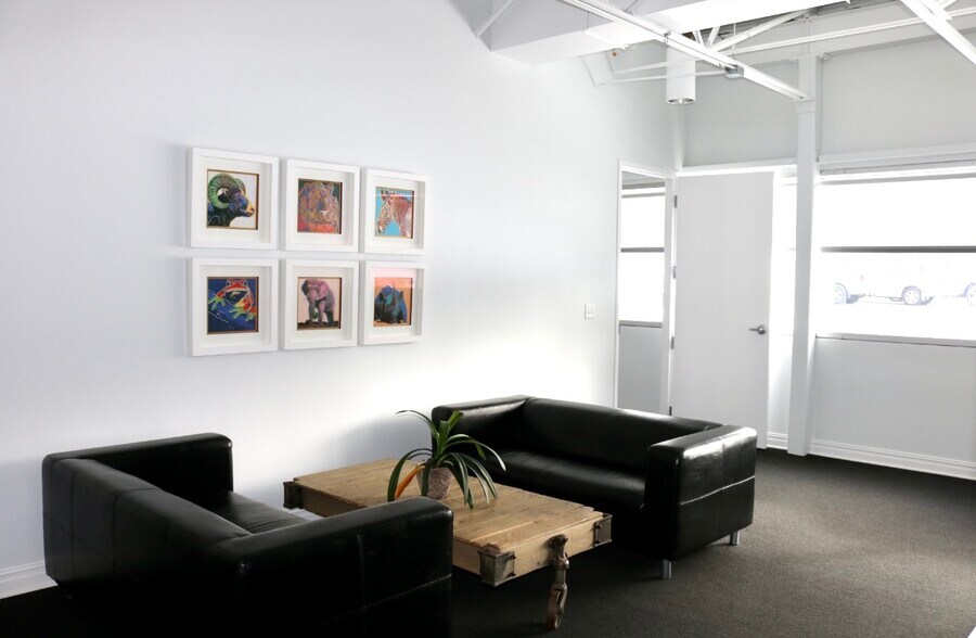 More Photos Of 1000 Parkers Lake Rd, Minnetonka Office Residential For Lease
