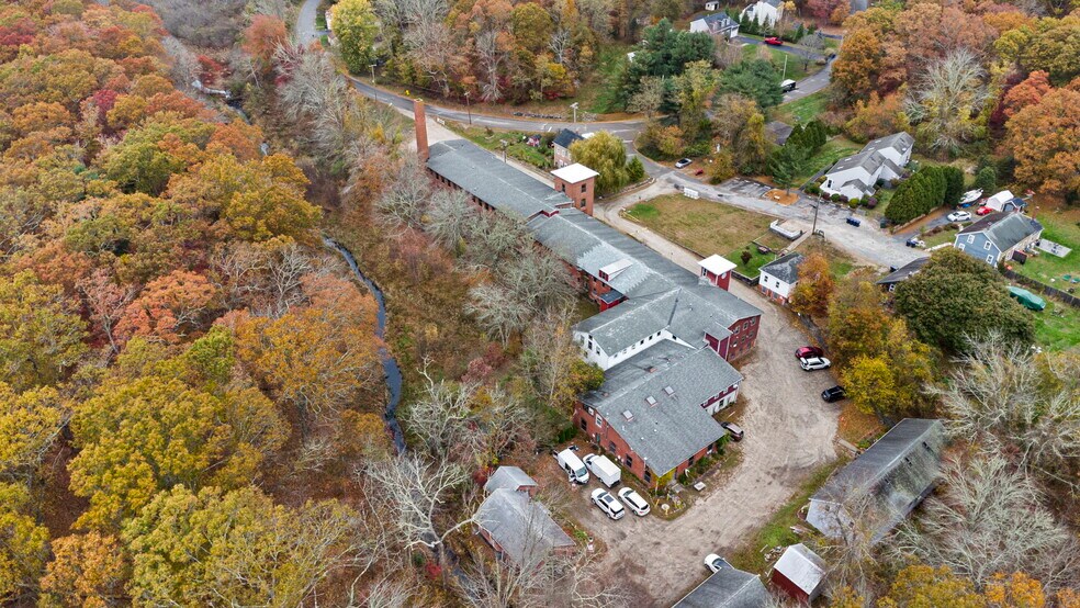 More Photos Of 215 Shady Lea Rd, North Kingstown Warehouse For Sale