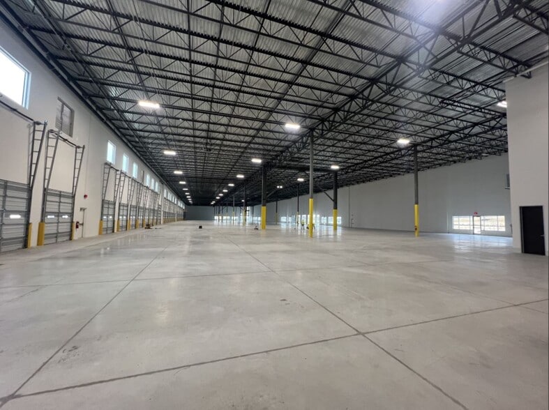 More Photos Of 22867 IH-35, Schertz Industrial For Lease