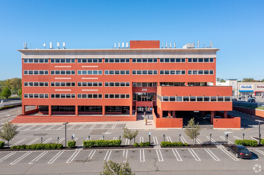 More Photos Of 210 E State Route 4 E, Paramus Office For Lease