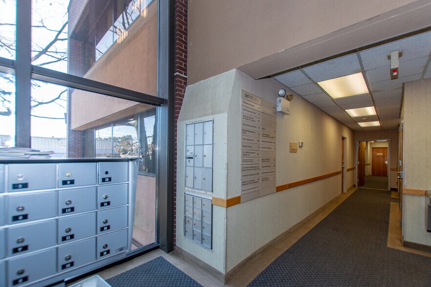More Photos Of 1017 Turnpike St, Canton Office For Sale