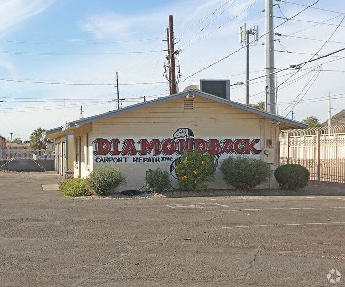 More Photos Of 9606 N Cave Creek Rd, Phoenix Auto Salvage Facility For Sale