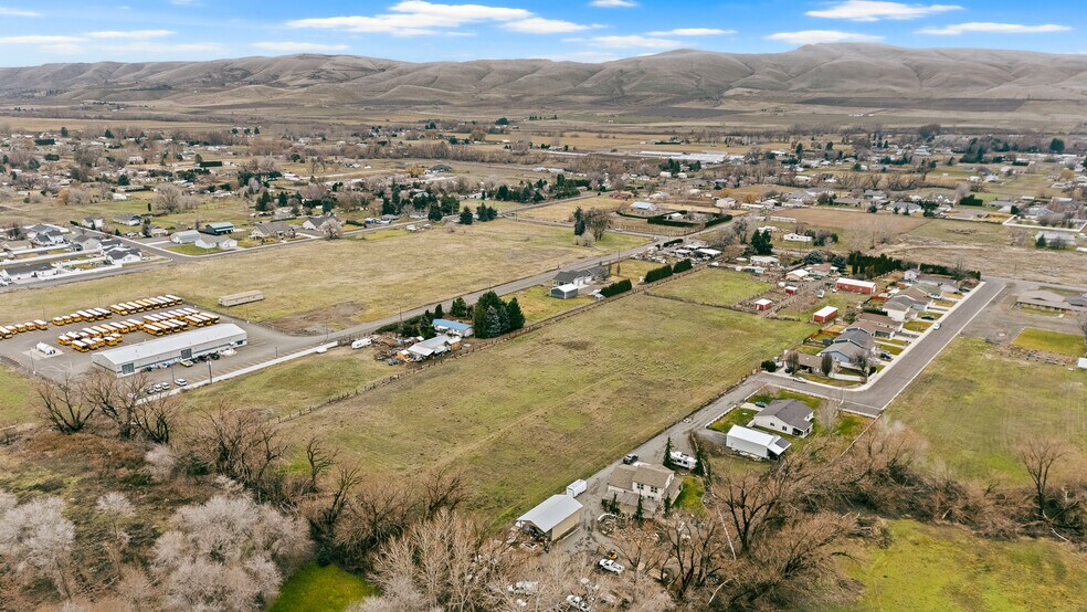More Photos Of 7703 Ahtanum Rd, Yakima Land For Sale