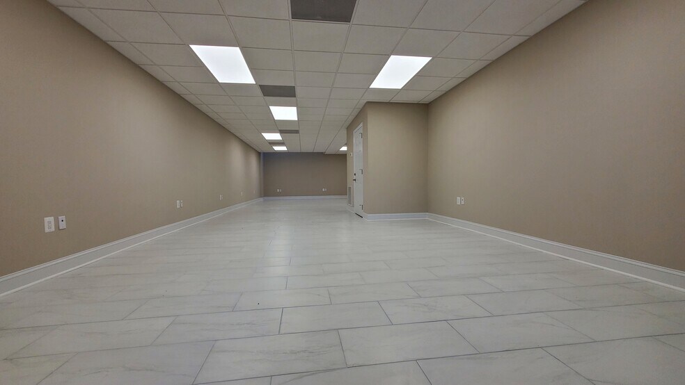 More Photos Of 3821-3859 Farragut Ave, Kensington Office For Sale