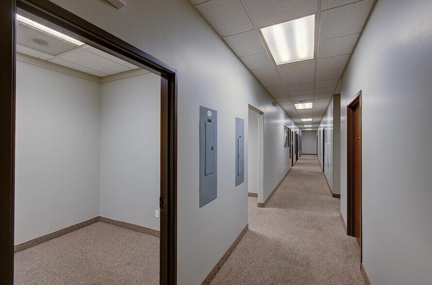 More Photos Of 1206 S O St, Tulare Office For Sale