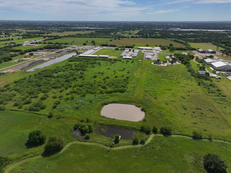 More Photos Of 1312 Weatherford Hwy, Granbury Land For Sale