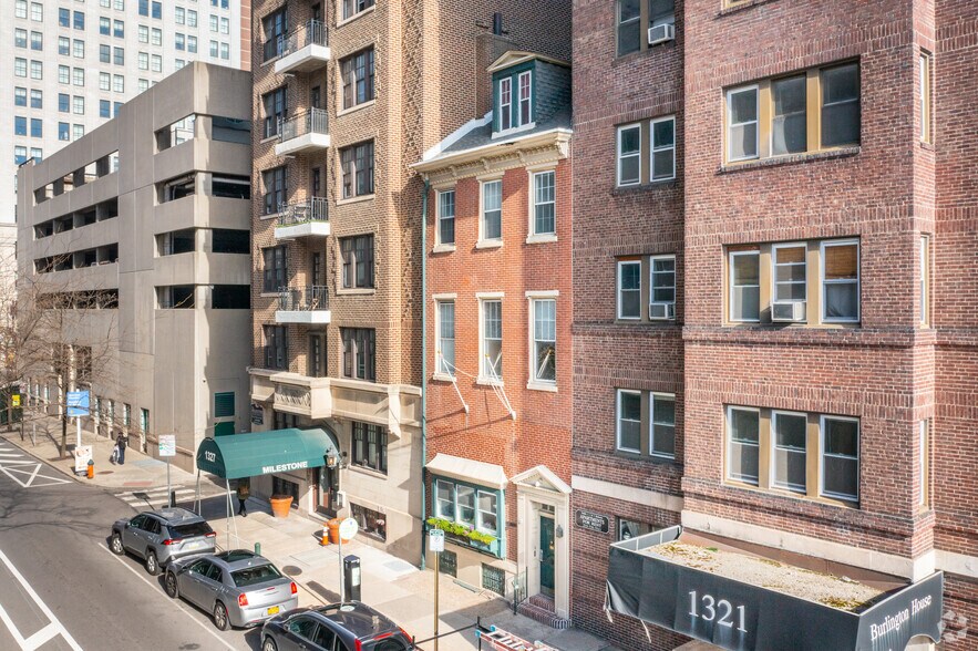 Primary Photo Of 1325 Spruce St, Philadelphia Hotel For Sale