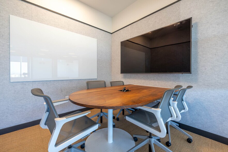 More Photos Of 1840 Gateway Dr, San Mateo Coworking Space