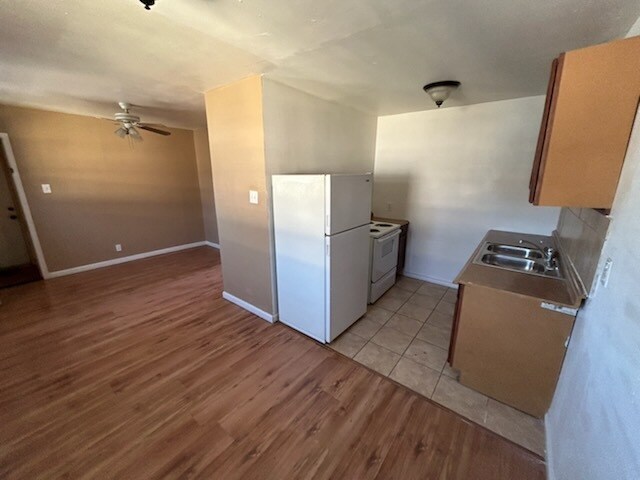 More Photos Of 7330 Lindencrest St, Houston Apartments For Sale
