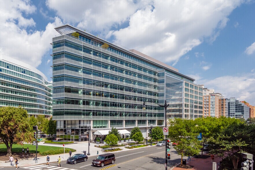 More Photos Of 601 Massachusetts Ave NW, Washington Office For Lease