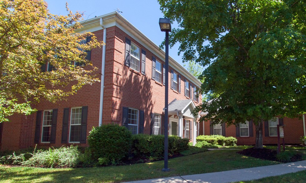 More Photos Of 211 Commons Way, Princeton Unknown For Lease