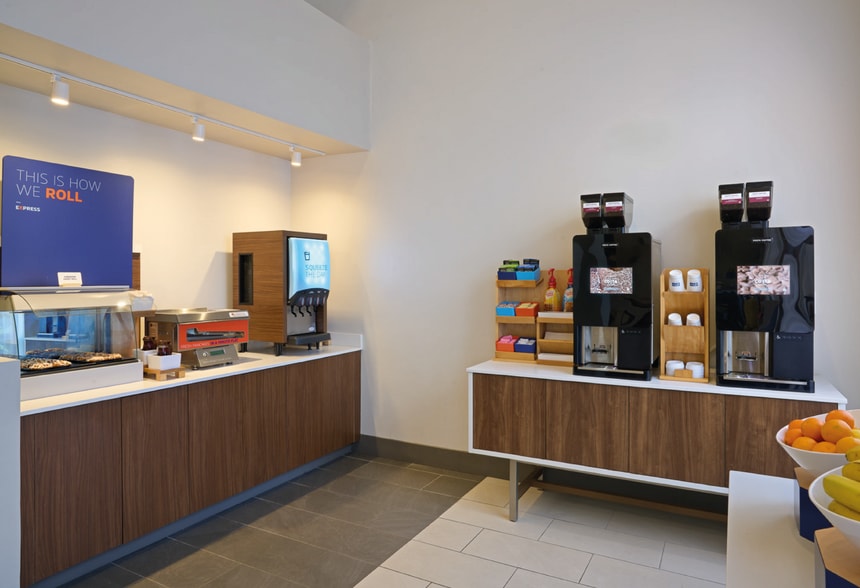 More Photos Of 11520 SW 88th St, Miami Hotel For Sale