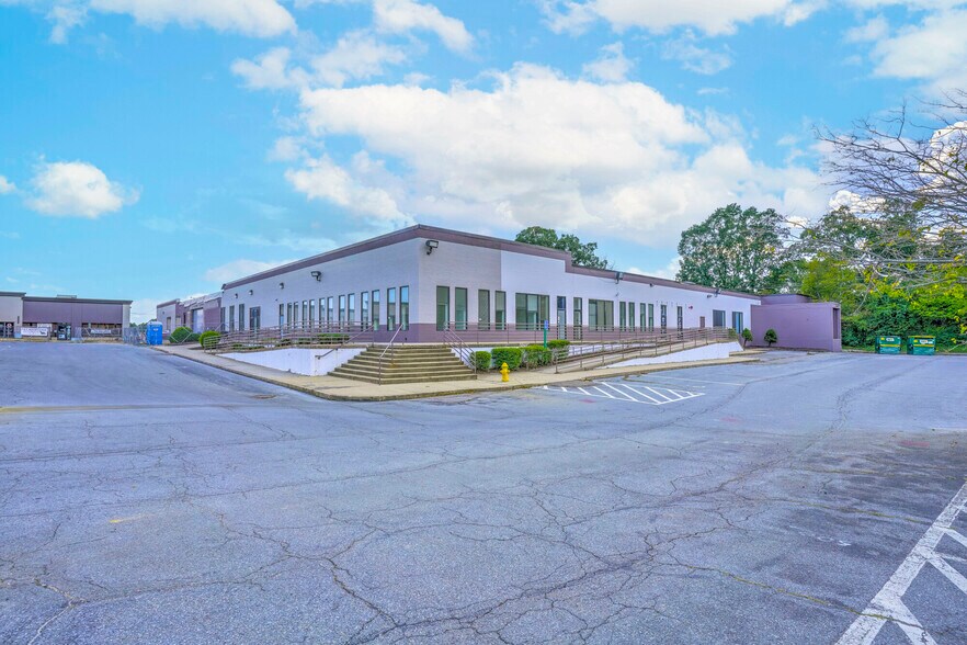 More Photos Of 21800 N Shangri La Dr, Lexington Park Unknown For Lease