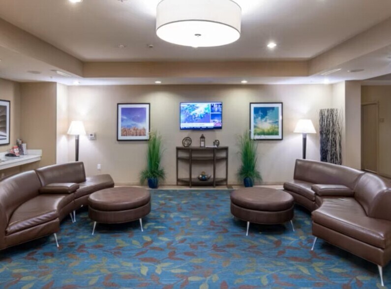 More Photos Of 1225 Ea Owen K Garriott Rd, Enid Hotel For Sale