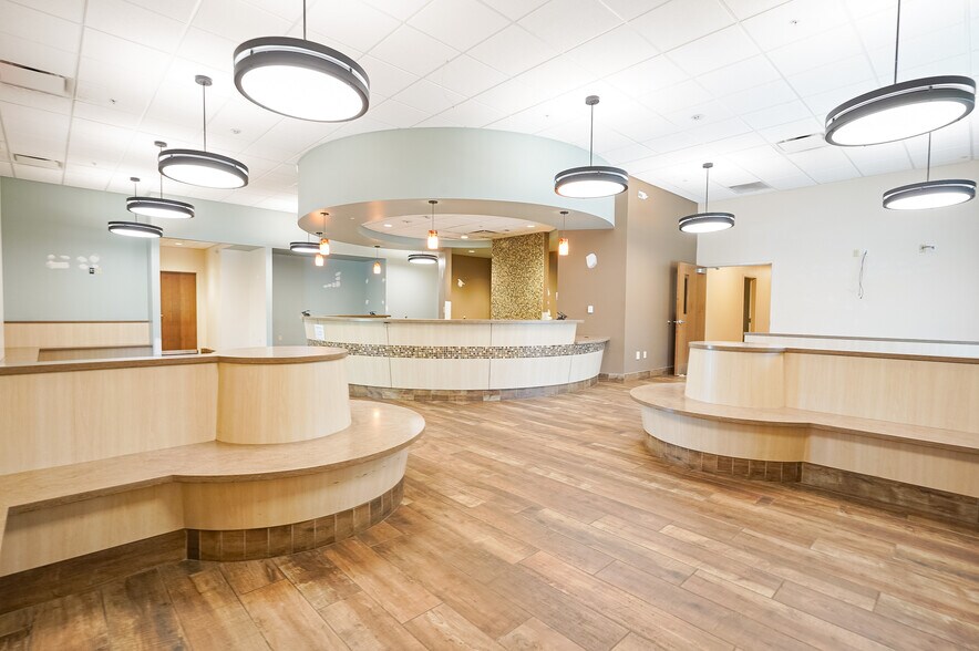 More Photos Of 14000 Keystone Pky, Brook Park Medical For Lease