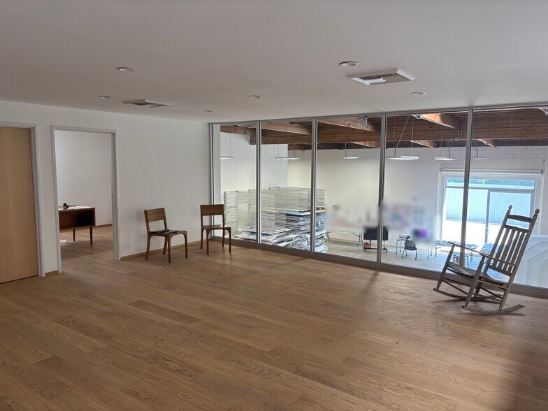 More Photos Of 13700 Crenshaw Blvd, Gardena Warehouse For Sale