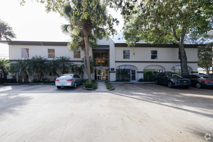 Primary Photo Of 3975 20th St, Vero Beach Medical For Lease