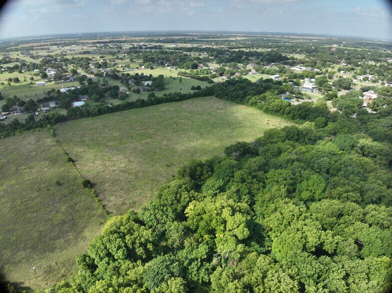 More Photos Of 1003 FM664 Ferris, TX, Red Oak Office For Sale
