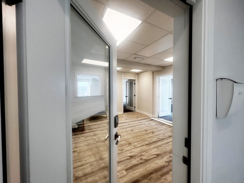 More Photos Of 701 West Ave, Ocean City Medical For Lease