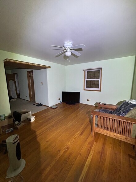 More Photos Of 4101 Saint Lawrence Ave, Matteson Schools For Sale