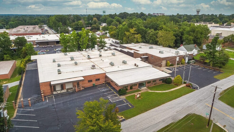 Primary Photo Of 1826 Albertson Rd, High Point Manufacturing For Lease
