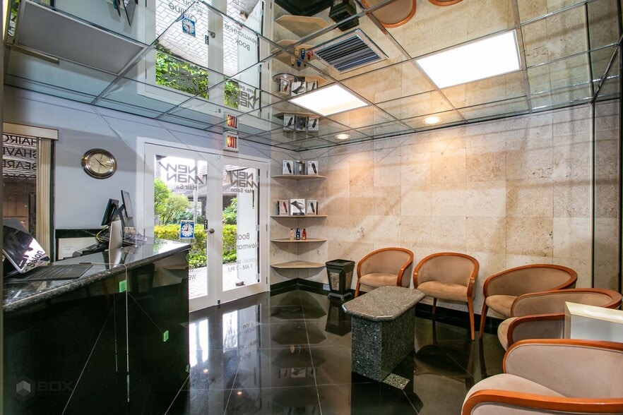 More Photos Of 3000 N University Dr, Coral Springs Office For Sale