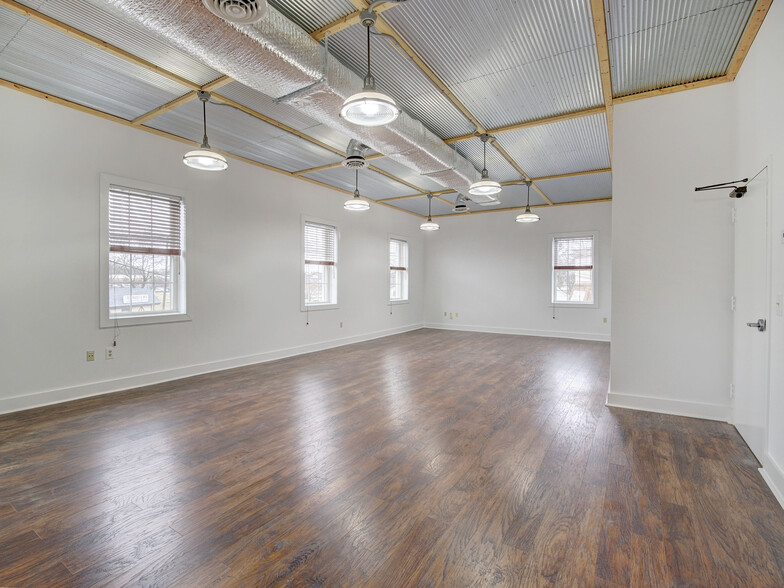 More Photos Of 1110 Hamilton Blvd, South Plainfield Loft Creative Space For Lease