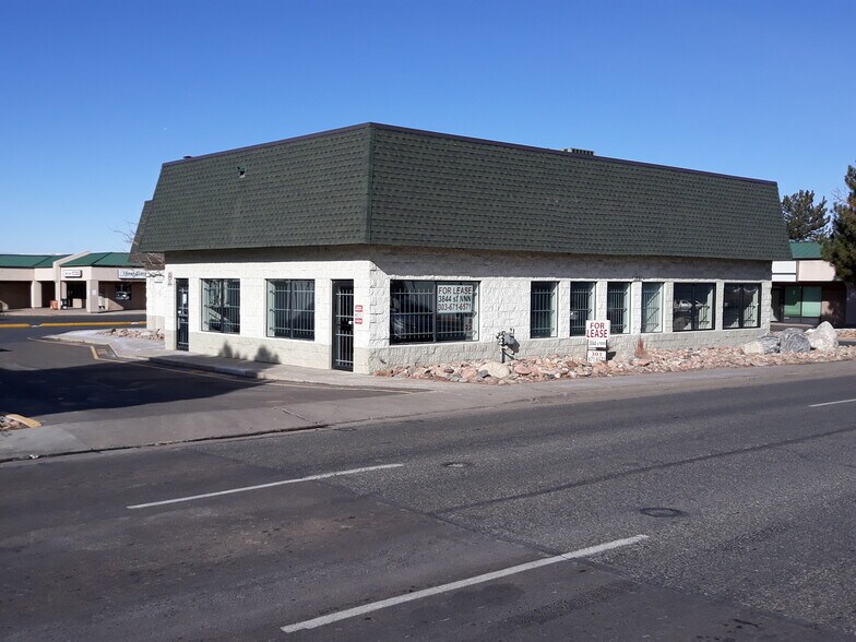 Primary Photo Of 1551 Chambers Rd, Aurora Freestanding For Lease
