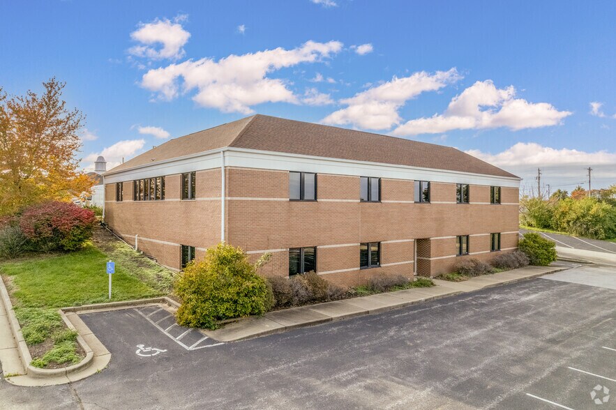 More Photos Of 2093 Medical Arts Dr, Hebron Medical For Lease