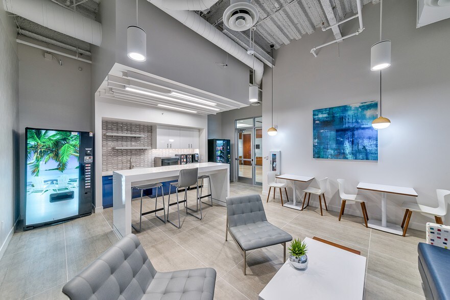 More Photos Of 5601 Democracy Dr, Plano Office For Lease