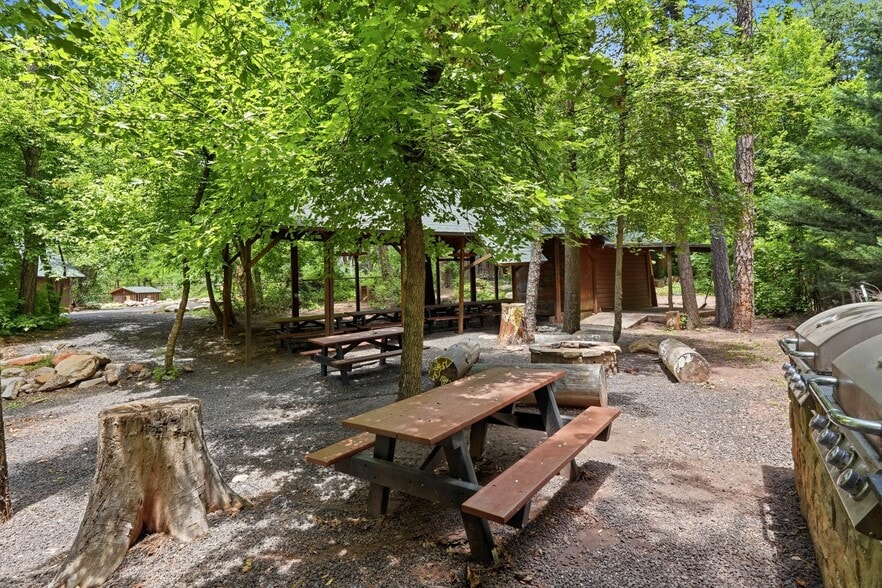 More Photos Of 1355 E Christopher Creek Loop, Payson Hotel For Sale